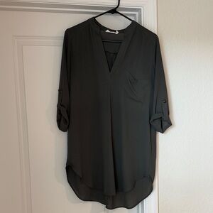 Nordstrom Elegant V-Neck Women's Top